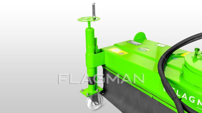 Щётка подметальная с бункером Flagman | Флагман PRO (1,45) с боковой щёткой